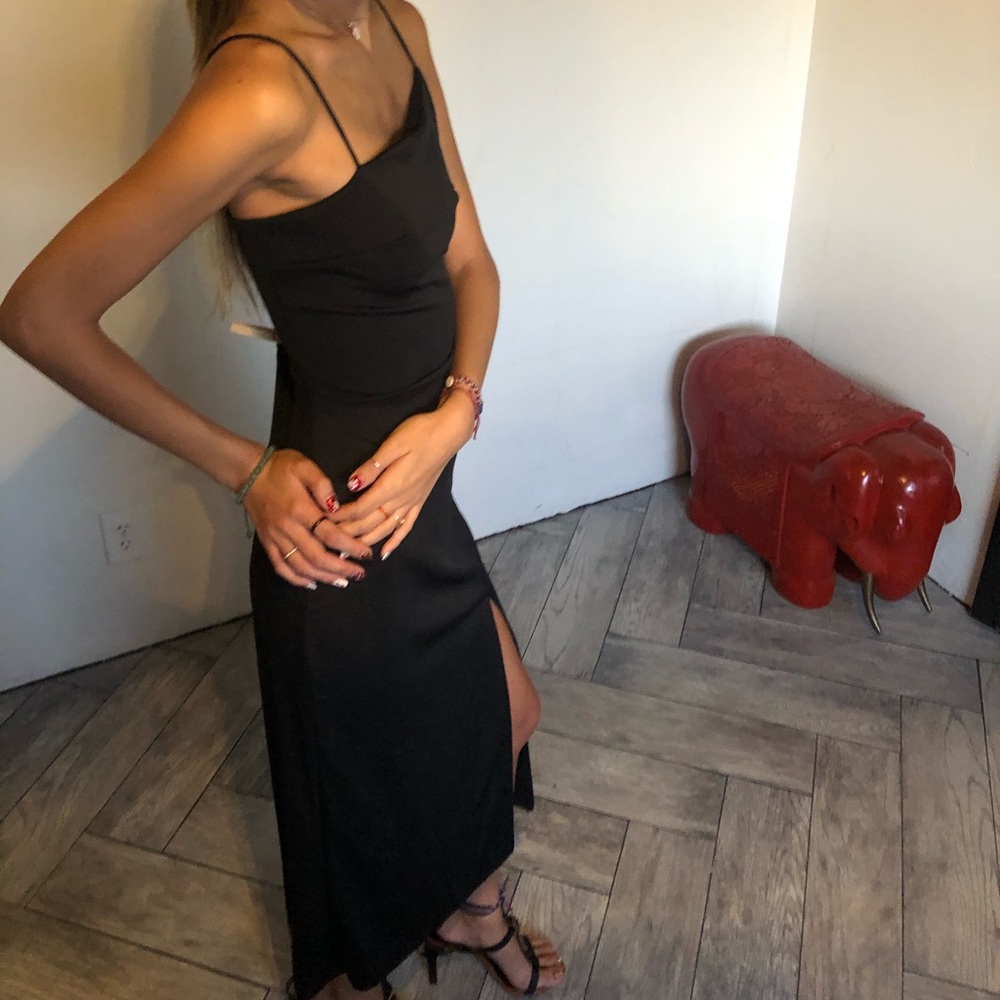 Asymmetrical top midi dress - Picture 5 of 8